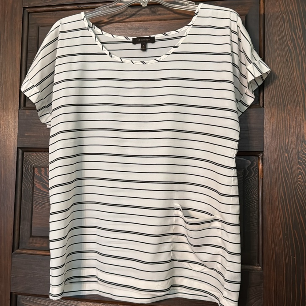The Limited White and Black Boxy Short Sleeve Blouse